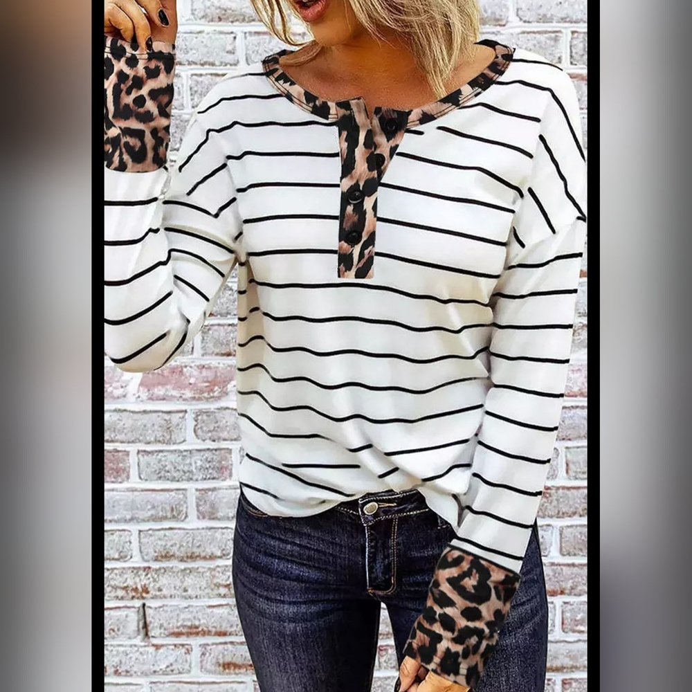 Women's black and white striped leopard shirt small